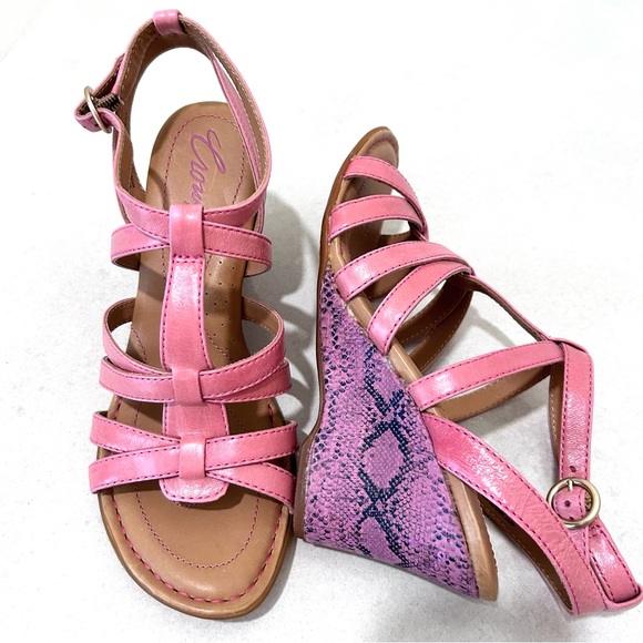 Pink leather straps snake print high heeled sandals NWOT - Picture 11 of 12